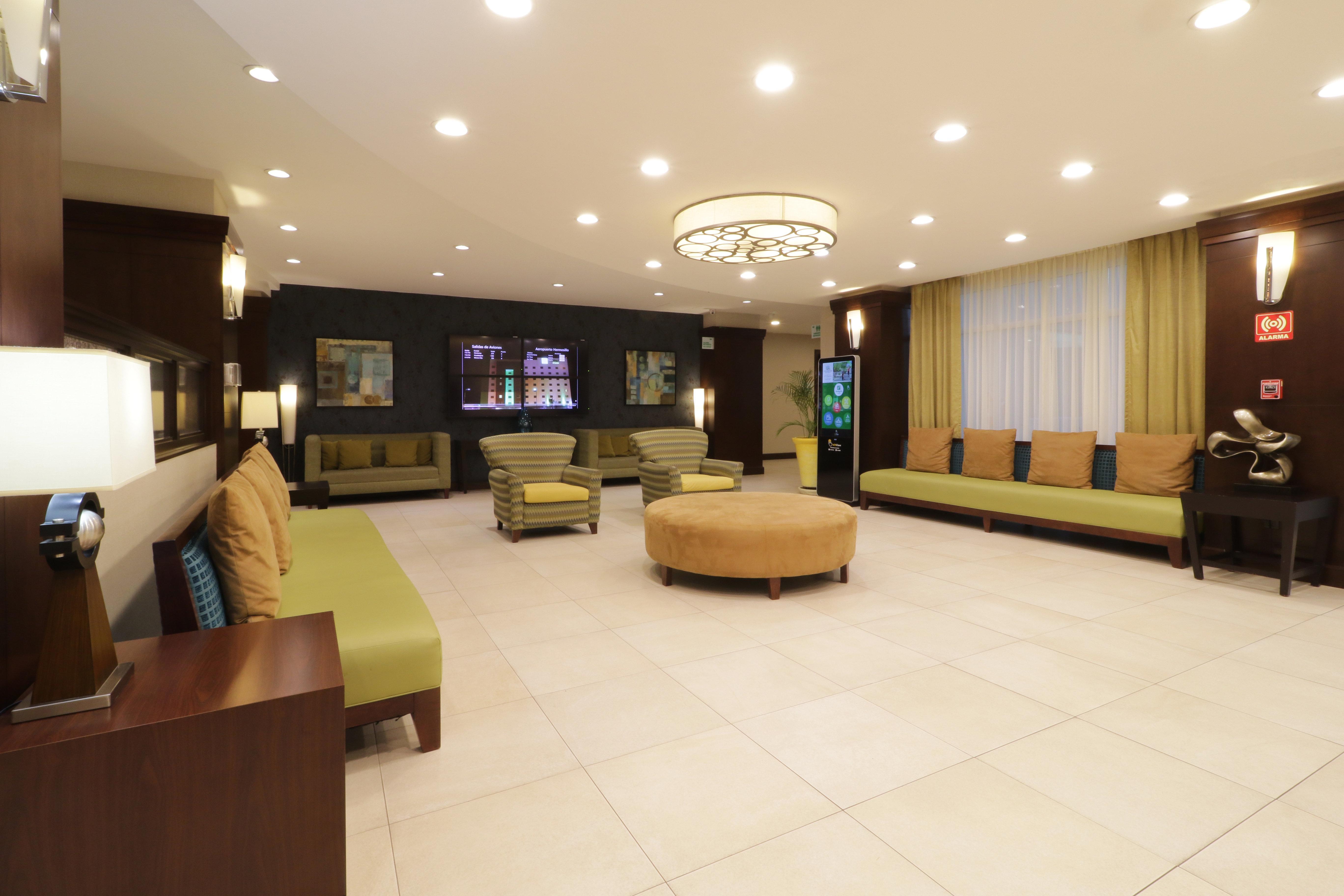 Holiday Inn Hotel & Suites Hermosillo Aeropuerto By Ihg Екстер'єр фото