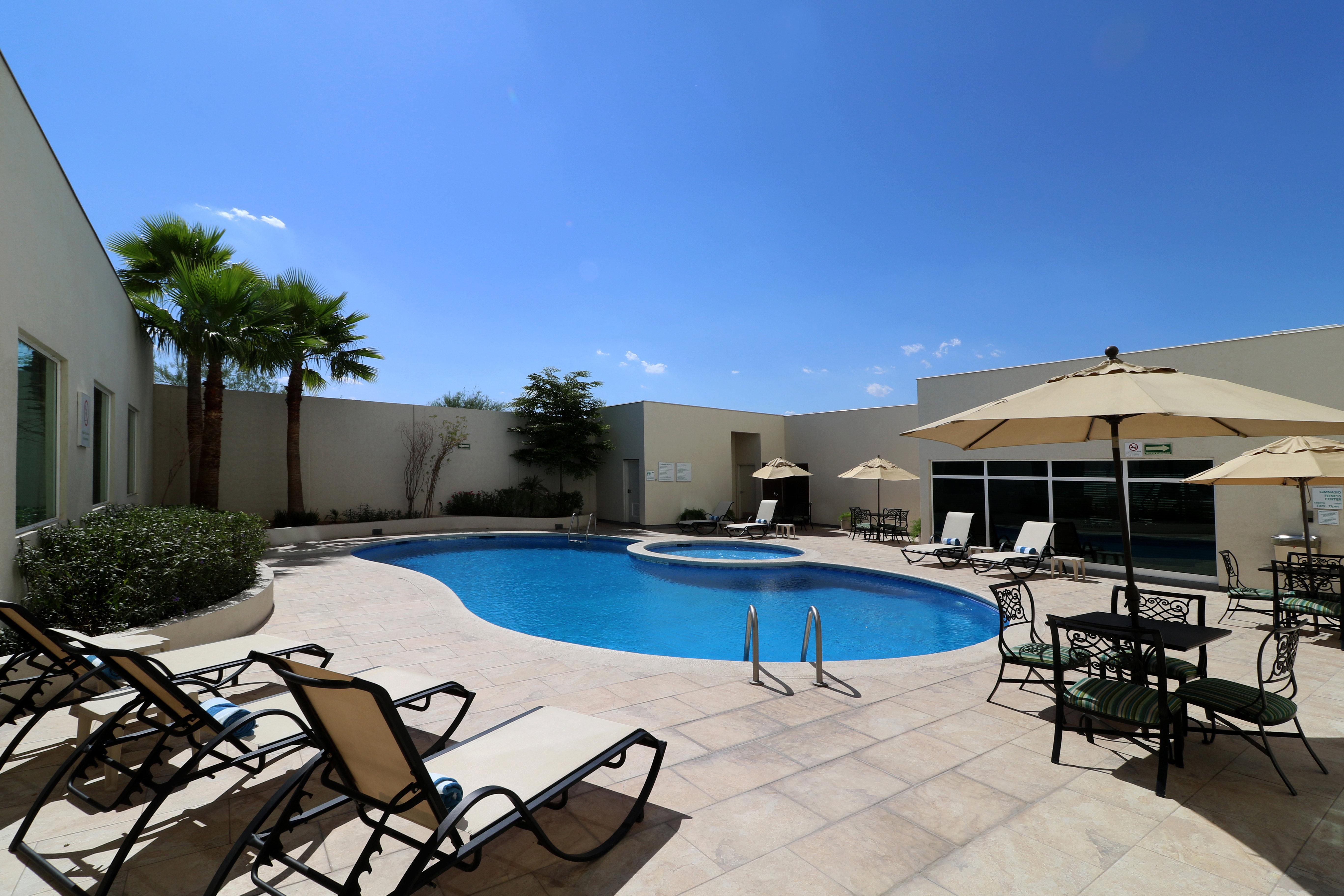 Holiday Inn Hotel & Suites Hermosillo Aeropuerto By Ihg Екстер'єр фото