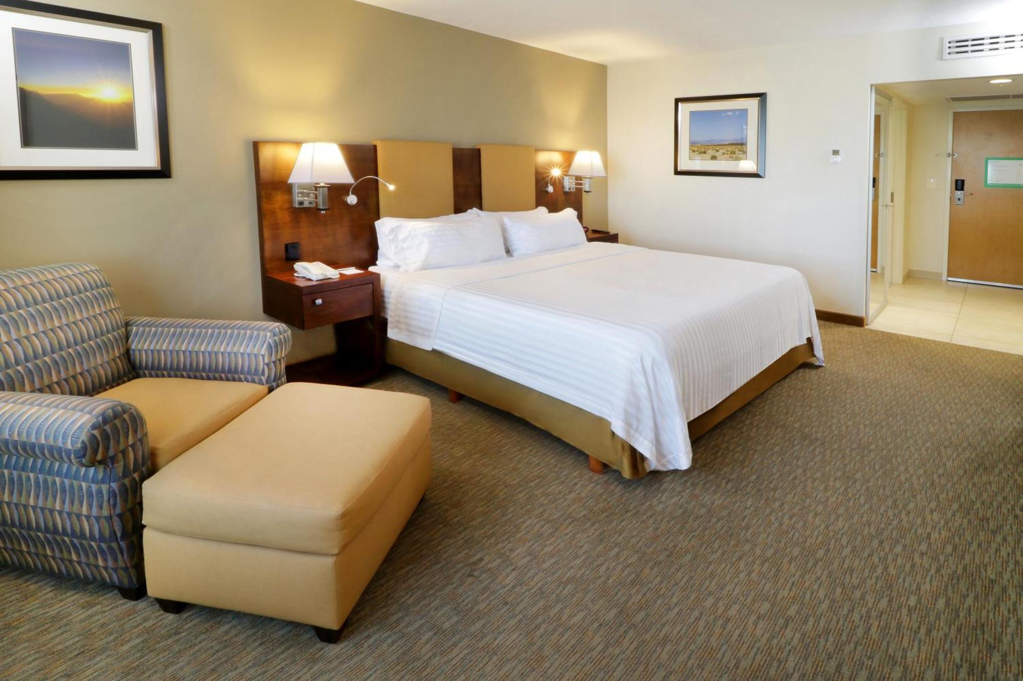 Holiday Inn Hotel & Suites Hermosillo Aeropuerto By Ihg Екстер'єр фото